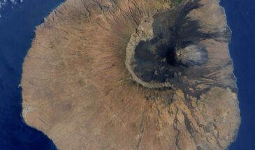 Volcan vue satellite