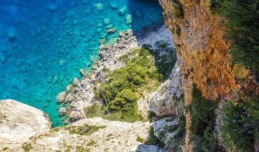 Falaise Crète au bord de la mer