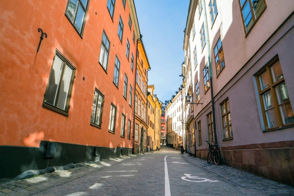 Visite de Stockholm et de ses petites ruelles colorées