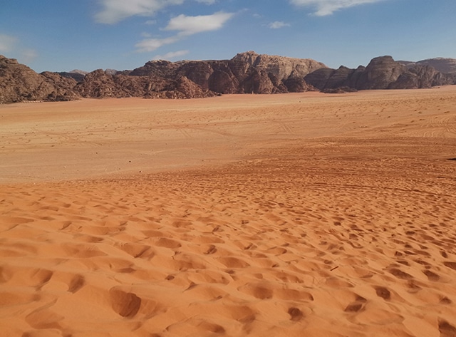 Visite en Jordanie: Paysage du désert de Dana, considéré comme le plus grand parc de la Jordanie