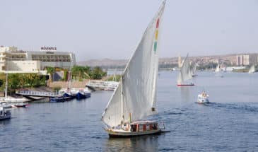 Nil felouque: Balade quotidienne sur le lac Nasser sur un bateau à voile en Egypte