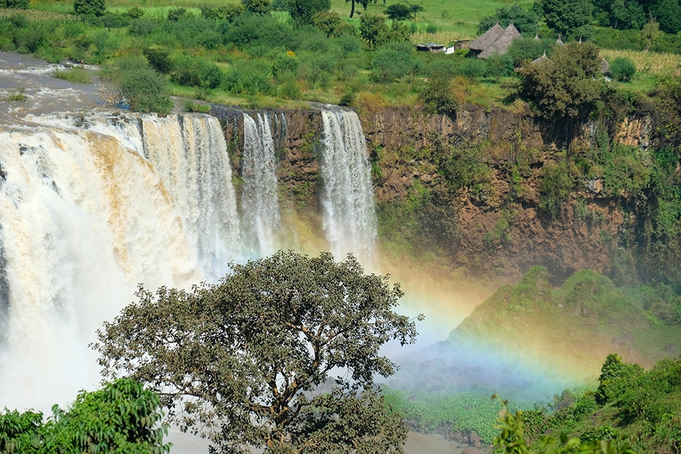Volcan Ethiopie, une vue sur la Chute du Nil Bleu on y voit de la végétation et de l'eau